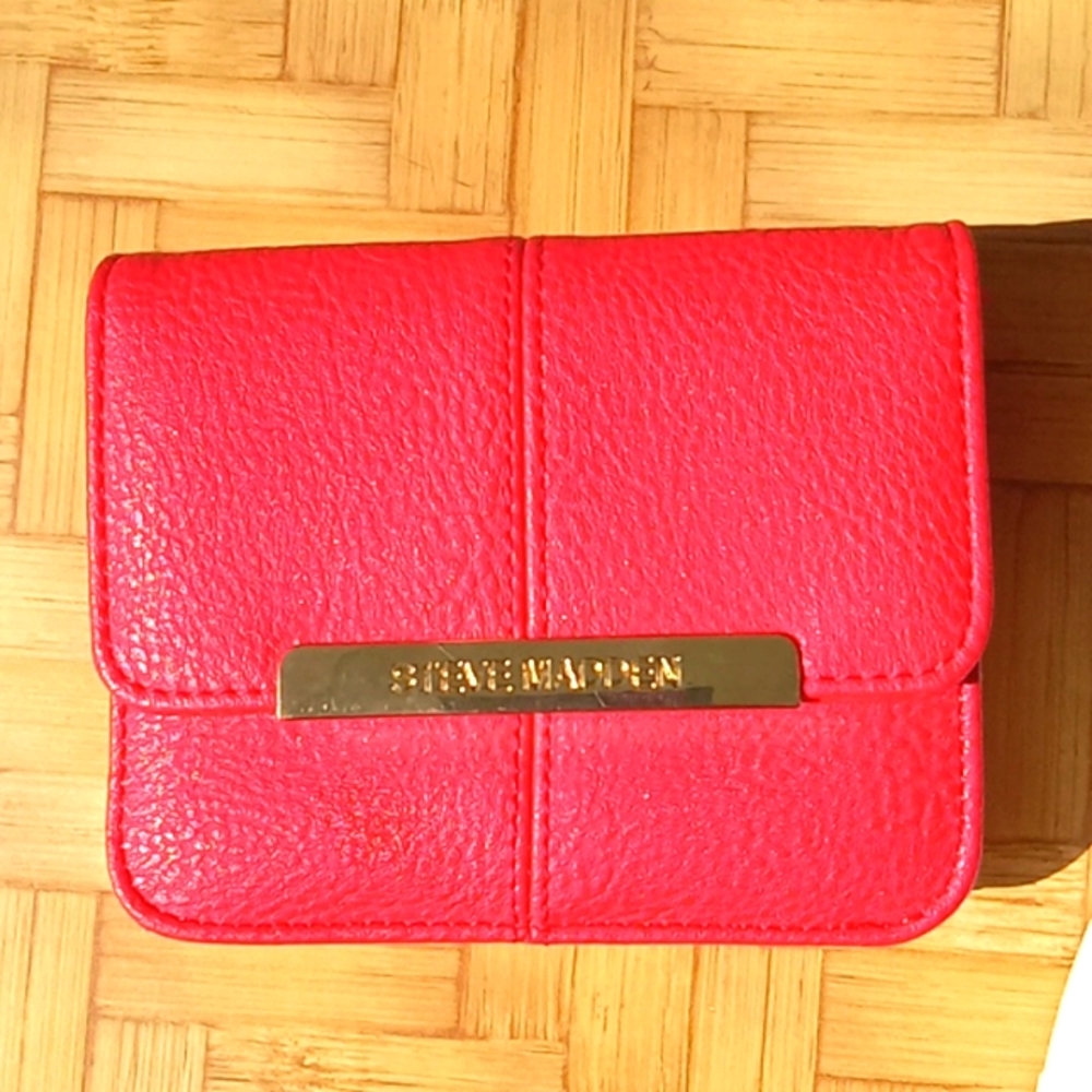 Red-Steve Madden wallet with change compartment